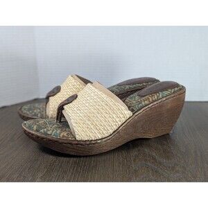 NIB BORN Wedge Sandals Slides Women's 11 Natural Raffia Wicker Brown Leather